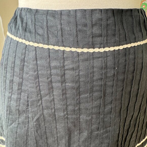 ANN TAYLOR Women’s Black Off-white Lace Peasant A Line Full Skirt sz 4 - Picture 3 of 13